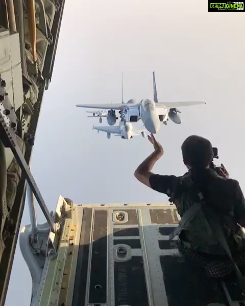 Vivek Dahiya Instagram - The best spectacle I’ve seen today. Not sure what I would want more..to fly those magnificent planes in sync with other pilots or to be the one capturing this magical moment. While I ponder over that - check em out! #FighterJetFormation #BehindTheScenes #NowThisIsSavage