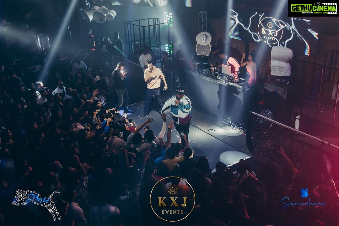 Yogi B Instagram - KXJ EVENTS X MC SAI PRESENTS TO YOU 90ML 2.0๐พ 90ML was so good it was only right that we came back this year with 90ML 2.0! Introducing, all the way from Malaysia, the Godfather of Tamil hip hop, Yogi B! ๐๐ฝ@yogibsees With 1000+ attendees across Europe 90ML 2.0 was an epic night to remember! We had a bunch of amazing artists come down to make this a memorable night including @yogibsees @mcsai_official and his @sahisiva_official ACTS : @yogibsees @mcsai_official @sahisiva_official @m.kapilan @tamil.grime DJ: @cc7official @manny.beesounds @affinitysounds HOST: @chinnathamizha @annsamuel Media team: @sarveshwar_photography @saanmuu_films @livisuals_ @sgousigan A big shoutout to everyone who came out to this event, we couldn't have done this without you and we will see you very soon๐พ