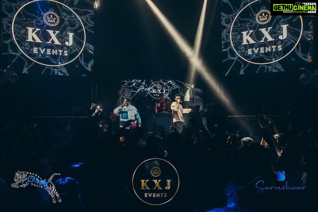 Yogi B Instagram - KXJ EVENTS X MC SAI PRESENTS TO YOU 90ML 2.0🍾 90ML was so good it was only right that we came back this year with 90ML 2.0! Introducing, all the way from Malaysia, the Godfather of Tamil hip hop, Yogi B! 🙌🏽@yogibsees With 1000+ attendees across Europe 90ML 2.0 was an epic night to remember! We had a bunch of amazing artists come down to make this a memorable night including @yogibsees @mcsai_official and his @sahisiva_official ACTS : @yogibsees @mcsai_official @sahisiva_official @m.kapilan @tamil.grime DJ: @cc7official @manny.beesounds @affinitysounds HOST: @chinnathamizha @annsamuel Media team: @sarveshwar_photography @saanmuu_films @livisuals_ @sgousigan A big shoutout to everyone who came out to this event, we couldn't have done this without you and we will see you very soon🍾