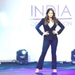Zareen Khan Instagram - Supporting and Celebrating Plus Size ❤️ #Parfait #ParfaitInIndia #CelebratingWomanhood #LoveYourself #SayNoToBodyShaming #FromAFormerPlusSizeGirl #ZareenKhan Video Courtesy - @viralbhayani