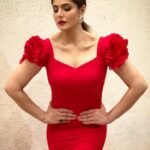 Zareen Khan Instagram - 🌹 #NykaaFeminaBeautyAwards2019 #NFBA2019 #Red #RedAlert #ZareenKhan