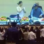 Zareen Khan Instagram - Feeling overwhelmed on receiving the honour of HINDI CINEMA GAURAV at the HINDI CINEMA SAMMAN SAMAROH held at the VIGYAN BHAWAN in Delhi. #11thGlobalFilmFestival2018 #HindiCinemaSammanSamaroh #HindiCinemaGaurav #VigyanBhawan #Delhi #ZareenKhan #Blessed #Gratitude