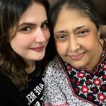 Zareen Khan Instagram - Happy Father's Day , Mommy ! ❤️ U r the father I wished for, u r my mother but above all u r my best friend. 😘🤗 U r my strength and it's bcoz of u I am the person tht I am. 🙏🏻👑🌟 And wishing a very Happy Father's Day to all the single moms who've been the best dad to their kids. 👼🏻 Salute to u for doing the job of both the parents , single-handedly ! 🙌🏻 #HappyFathersDayMom #ZareenKhan