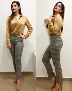 Zareen Khan Instagram - For Patrons Bill Back Pvt. Ltd event.  Blouse & Trousers - @marksandspencerindia 
Jewellery - @minerali_store 
Styled by - @castelino_priyanka 
Assisted by - @andy.gabriella & Ronak Jain
📸 - @bodyholics / @skyfallenstardust 
#AboutLastEvening #Ankleshwar #ZareenKhan