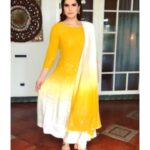 Zareen Khan Instagram - For Open Defecation Free Campaign in Berhampur, Odisha 🌼 Outfit - @daddysprincesspj Jewellery - @aquamarine_jewellery Sandals - @zara @zaraindiaofficial Styled - @trishadjani Makeup - @ajayshelarmakeupartist Hair - @bosebabita Video courtesy - @anjaliathaa #OpenDefecationFreeCampaign #ODF #BanPlastic #Berhampur #Odisha #ZareenKhan