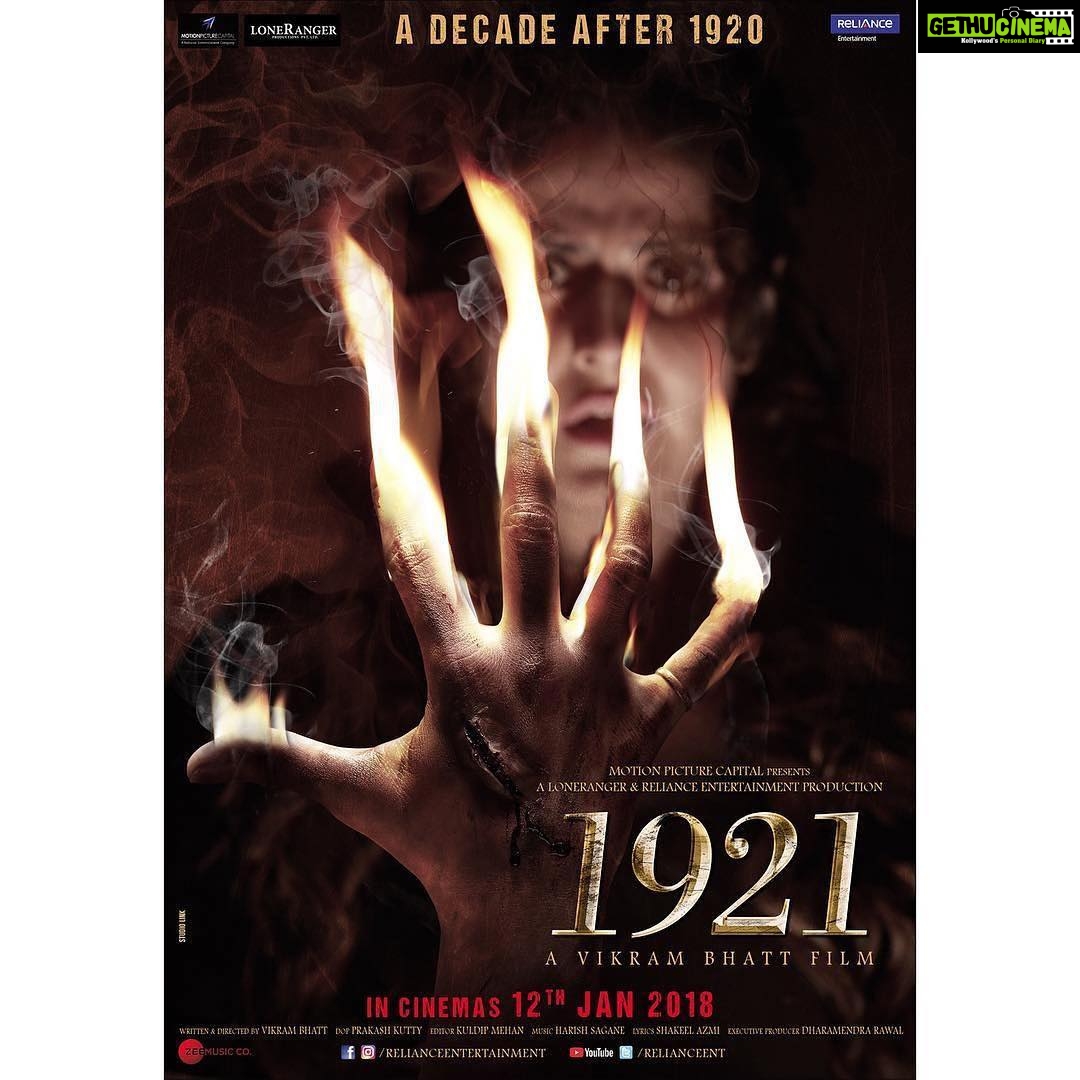 Zareen Khan Instagram - Thrilled to present the first poster of #1921 🔥 #ComingSoon #12thJan2018 @vikrampbhatt @kkundrra @reliance.entertainment @lonerangerproduction #MotionPictureCapital