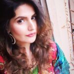 Zareen Khan Instagram - Eid Mubarak to All ✨✨✨ #EidMubarak #StayBlessed