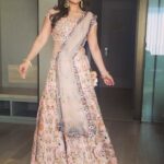 Zareen Khan Instagram - Walked the ramp for Delhi Times PCJ India Showcase Week 2017 for designer Karishma Deepa Sondhi ! 👑 #AboutYesterday #DelhiTimes @thetimesofindia #PCJeweller @pc_jeweller #IndiaShowcaseWeek2017 #KarishmaDeepaSondhi @karishmadeepasondhi41 #SwarnaKatha