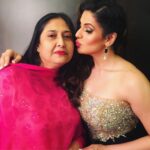 Zareen Khan Instagram - Here's to the Strong Women ! 👑 May we know them. May we be them. May we raise them. #HappyWomensDay #MyWomaniyas #StrongWomenAreThePrettiest #Strength #Inspiration #Love #SupportSystem #ThatTiniestEditionTho #MaajhiMaitreen ❤️