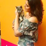 Zareen Khan Instagram - Sierra ❤️ #MyFurretine #FurrentinesDay #UnconditionalLove @romedynow @catcafestudio