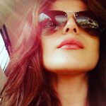 Zareen Khan Instagram - RISE and GRIND till u SHINE ✨✨✨ #EveryDayImHustling #MondayMotivation