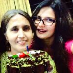 Zareen Khan Instagram - Here's to the Strong Women ! 👑 May we know them. May we be them. May we raise them. #HappyWomensDay #MyWomaniyas #StrongWomenAreThePrettiest #Strength #Inspiration #Love #SupportSystem #ThatTiniestEditionTho #MaajhiMaitreen ❤️