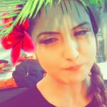 Zareen Khan Instagram - When u crave for a holiday so bad that u start fantasizing about it at work ! 😂 #Mood #HappySunday Bandra World of Storytellers