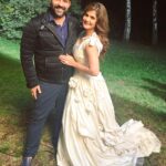 Zareen Khan Instagram - With the magician himself #FarooqMannan ! Such a talented director with an amazing team of technicians & a super awesome person too ... So glad that I got this chance to work with u. Thank u so much for a fantastic shoot ... It was a sheer delight and the most pleasurable experience ! #ShootDiaries #Poland Katowice, Poland