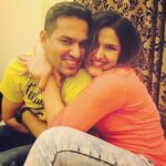 Zareen Khan Instagram - What would I do without u ! 😘#HesAlwaysGotMyBack #BFF #PartnerInCrime