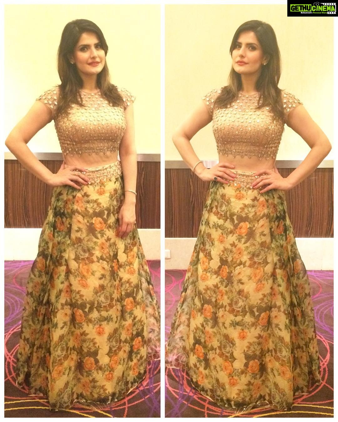 Zareen Khan Instagram - Feeling like a princess wearing this beautiful outfit by @reetiarneja ✨✨✨ #AboutLastNight #WeddingTimes Co-ordinated by @instagladucame