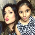 Zareen Khan Instagram - My lil pouting Princess Aira ! 👑 @bodyholics #MyNewestBestFriend #LoveHerCompany #HappyKids ✨✨✨