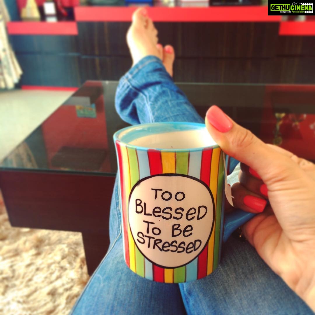 Zareen Khan Instagram - Happy Sunday ! πΌπ»