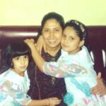 Zareen Khan Instagram - Coming from a family where the women hav been the epitome of strength and power makes me the strong woman I am today ! HAPPY WOMEN's DAY to all the wonderful ladies out there ! More power to u 👊🏼 #MyMommyStrongest