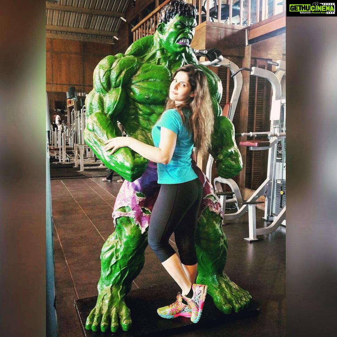 Zareen Khan Instagram - Finally found my soulmate ❤️ #TheHulk #soulmate #love #madness #ilovehim