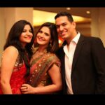 Zareen Khan Instagram - These two ❤️ #tbt #HappyPeople #MissThem #Crazy #fun #love #HappyHeart