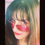 Zareen Khan Instagram - Mood for the day - #PINK ! 👼✨