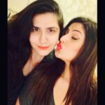 Zareen Khan Instagram - She deserves a kiss for putting up with me ... Haha My adorable sister !! ❤️ #Sister #Love
