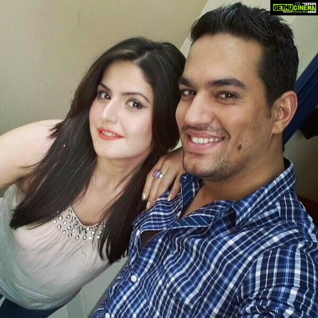 Zareen Khan Instagram - The day when @rickysachdev had body ache 😂😂😂 @yasmine_cp