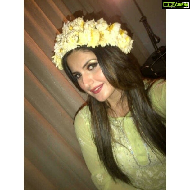 Zareen Khan Instagram - I love my crown #jaipur