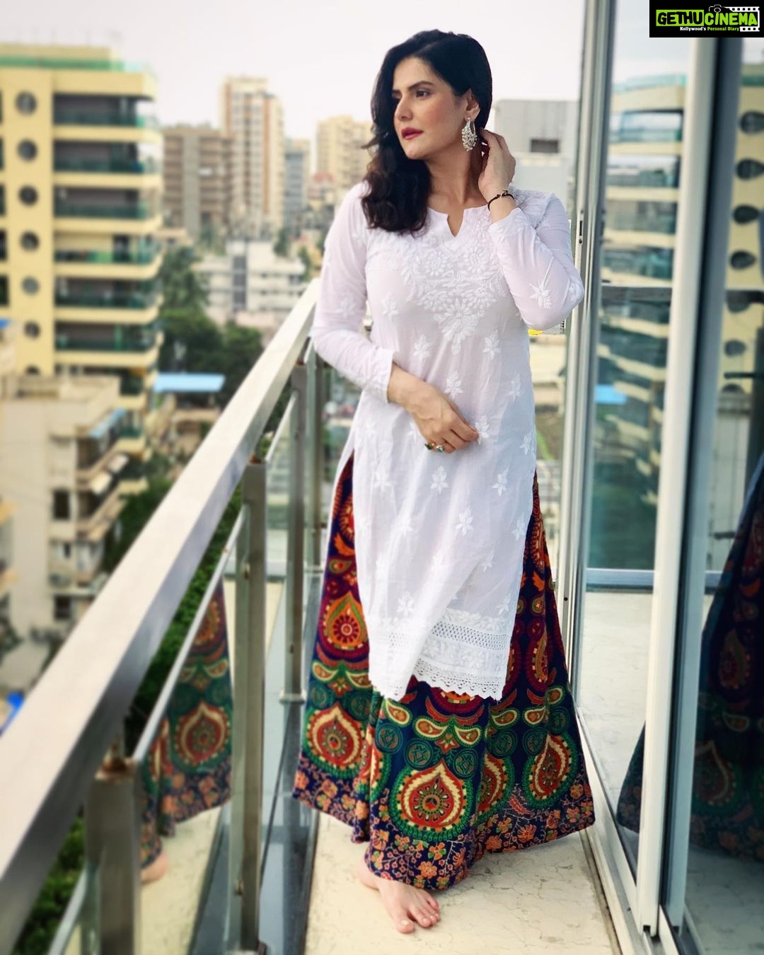 Zareen Khan - 281.2K Likes - 🕊
#EidMubarak #ZareenKhan