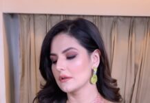 Zareen Khan Instagram - 👑 Outfit - @ashnavaswaniofficial Outfit styled by @hitendrakapopara Jewellery - @suhana_art_and_jewels Jewellery styled by @adityas2014 Make up - @bijoyjeet.saikia_makeupartist Hair - @abdul_hairstylist 📸 - @ishootupay #ZareenKhan Managed by @piyuushj9