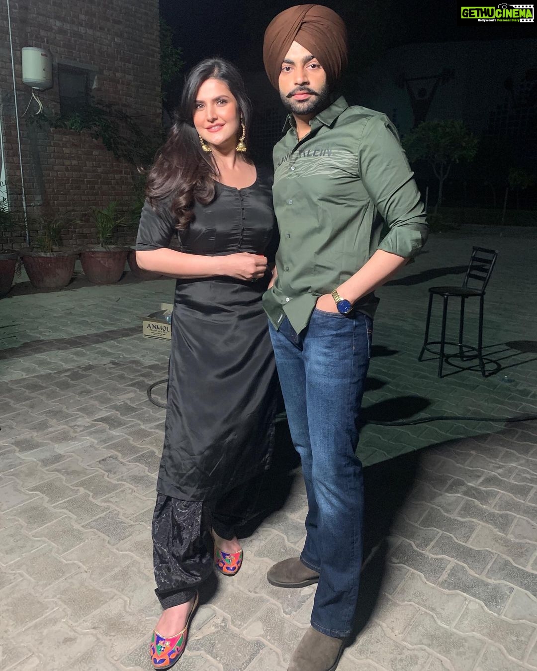 Zareen Khan Instagram - DO VAARI JATT Song releasing on April 10th, 2021. @jordansandhu you are a gem. Had a super time shooting with you. Thank you for everything 🤍 #DoVaariJatt #PunjabiSong #ComingSoon #ZareenKhan P.S. Thank you @bhana_l.a ji for making this happen 🤗