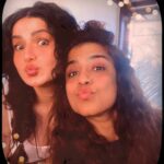 Zareen Khan Instagram - My favourite girlies ❤️ @mymalishka & @tanujadabirmakeup / @athenaofthegods #HappyGirlsAreThePrettiest #TanuCreatingMagic #DayWellSpent #ShootMode #PlayDate #ZareenKhan