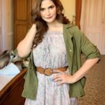 Zareen Khan Instagram - Can we just skip to the part of my life where I travel the world ? ❤️ #ThrowBack #MajorMissing #ThoseWereTheDays #TravelAddict #HappyHippie #ZareenKhan