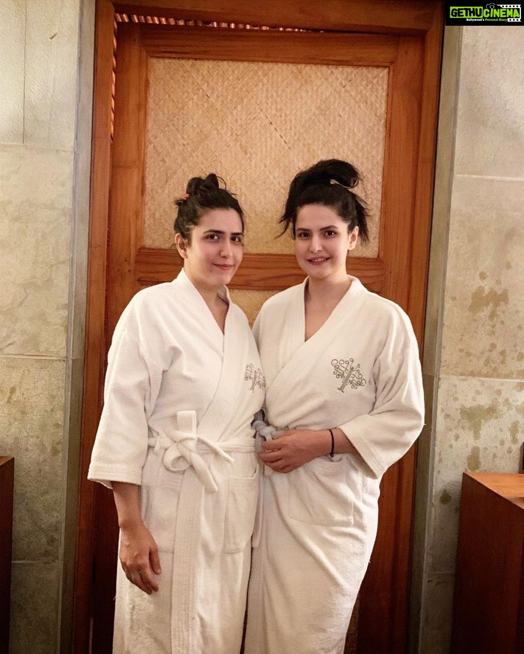 Zareen Khan Instagram - Luxuriating at the Som spa @woodsatsasan. After a wellness session at Som, I feel deeply relaxed and peaceful from within. Indeed, the space itself is so peaceful – secluded by tall trees, the aroma of flowers and the gentle breeze – it’s heavenly! Living and loving it ❤️ #Spa #Pamper #FamilyVacation #TravelWithZareen #TravelDiaries #HappyHippie #NatureAddict #SasanGir #Gujarat #IncredibleIndia #ZareenKhan Woods at Sasan