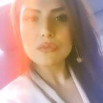 Zareen Khan Instagram - ✨✨✨✨✨ #Reels #FeelitReelit #FeelKaroReelKaro #HappyMonday #ZareenKhan