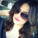 Zareen Khan Instagram – Should I cut my hair short again? 
Let me know in comments 🥰
#ZareenKhan