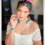 Zareen Khan Instagram - Well it’s a bit hard to explain , But the short version is, it’s MAGIC 🌈💫 #ZareenKhan