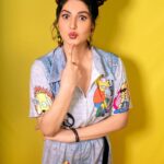 Zareen Khan Instagram - 🦋 Outfit & accessories @mashbymalvikashroff Styled by @hitendrakapopara Assisted by @sameerkatariya92 MakeUp by @nikki_rajani Hair by @babitabose15 📸- @sjframes #ZareenKhan