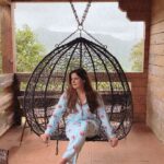 Zareen Khan Instagram – 🍒🌼
#Mountains #NatureAddict #ZareenKhan