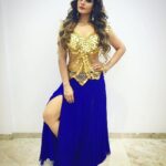 Zareen Khan Instagram – One of my fav looks …. 
Can u guess from which song this is ?
Designed by @minishamendonza
HMU by @shaanmu 
#BellyDance #BellyDancer #ThrowbackThursday #TbT #ZareenKhan