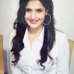 Zareen Khan Instagram – The only constant is tht SMILE 😁
#Throwback #2008 #SimplerTimes #Nostalgia #ZareenKhan