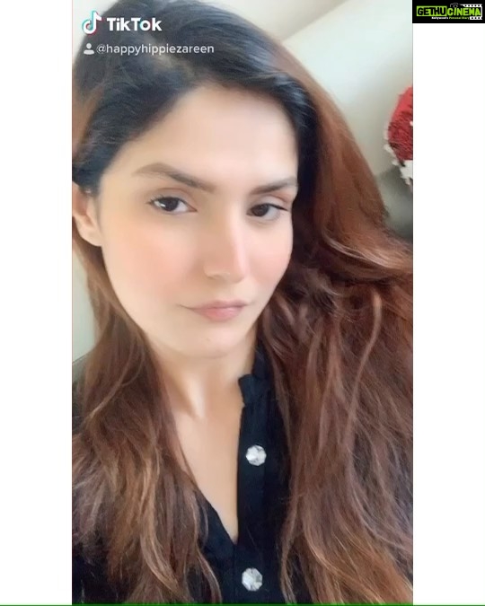 Zareen Khan Instagram - This is me after hearing the news of lockdown extension ... who else relates ? #StayHome #StaySafe #Quarantine #Mood #ZareenKhan @indiatiktok