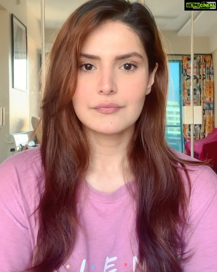 Zareen Khan Instagram - Be compassionate ... Feed the hungry ! #TogetherWeCan @spreadlove_notcorona @officialyuva