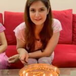 Zareen Khan Instagram - Some glimpses of my Birthday celebrations 🥳 P.S. The cake is a no bake cake made of biscuits, chocolate & some walnuts , by my darling lil sister and I must say it’s the yummiest cake I’ve eaten till date. Thank you Sana (my Laddu)❤️ #HappyBirthdayToMe #QuarantineBirthday2020 #ZareenKhan