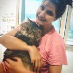 Zareen Khan Instagram - Making the most of QuaranTime 🐾❤️ P.S. Safety & Hygiene is of utmost importance at these times but please don’t go crazy with wrong info and abandon your pets. ***Cats & Dogs DO NOT carry or contain the CORONAVIRUS*** So make the most of this ME TIME by Staying Home, Staying Safe, Staying Calm, & Not falling for wrong information. #LoveInCoronaTimes #StayHome #StaySafe #StaySane #CoronaVirus #Covid_19 #ZareenKhan
