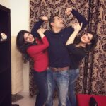 Zareen Khan Instagram - Major missing happening ❤️ @rickysachdev @yasmineexplores #FriendsLikeFamily #HomeAwayFromHome #GoodTimes #TbT #ZareenKhan