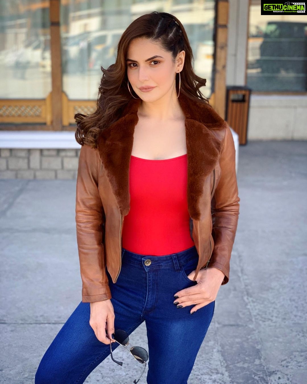 Zareen Khan Instagram - Some women fear the fire , Some women simply become it ! - R.H.Sin #WednesdayWisdom #ZareenKhan