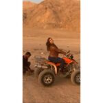 Zareen Khan Instagram - ATV ride in Ladakh ✅ I’ve tried my hand at the ATV a couple of times before at different places and failed miserably ... once evn banged into a tree 🙈🤣 Here’s a Sneak peak into tomorrow’s episode of Jeep Bollywood Trails. Don’t forget to tune in to AXN at 8pm tomorrow. #JeepBollywoodTrails #Ladakh #TravelWithZareen #HappyHippie #WanderLust #KeepWandering #ZareenKhan @jeepindia @axnindia