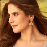 Zareen Khan Instagram – 🦋
MakeUp – @harryrajput64
Hair – @bosebabita 
#HappySunday #ZareenKhan